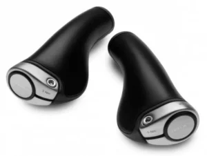 8250e76d854dc09eef228f579ab327a7-convert.webp Гріпси Brooks GP1 Leather Grips 130/130mm Black